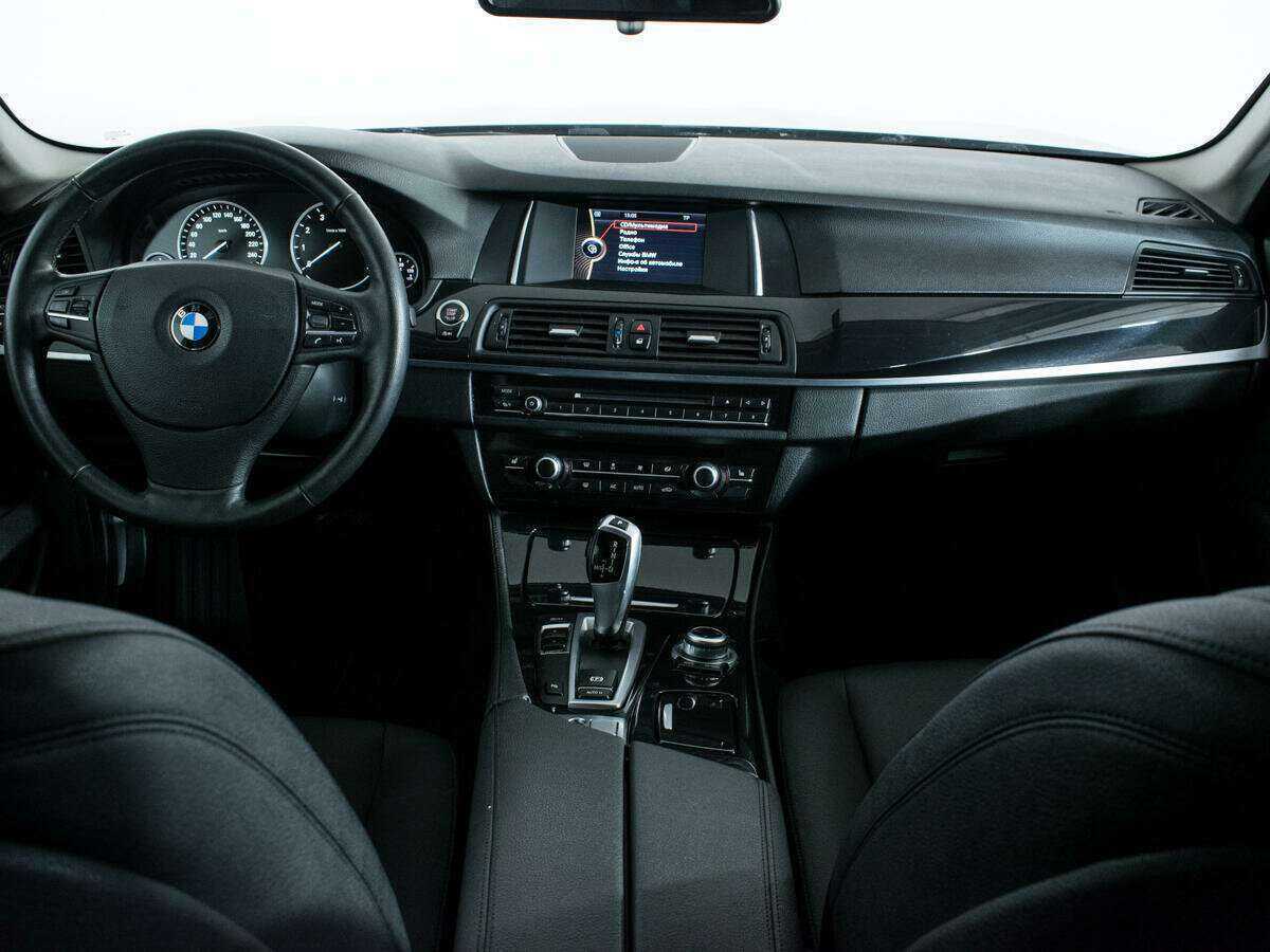 BMW 5 серии с пробегом — 2014 год. Фото: #11