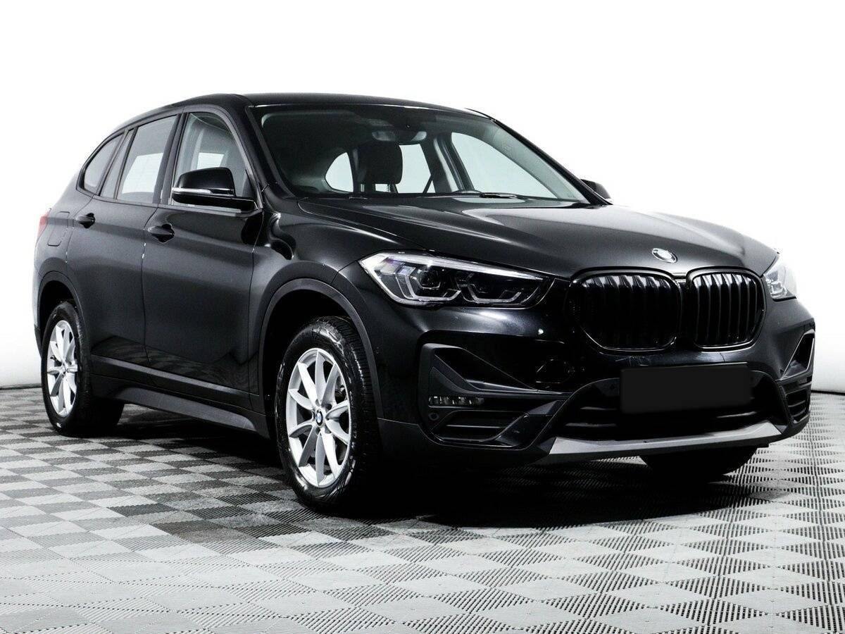 BMW X1 с пробегом — 2021 год. Фото: #2