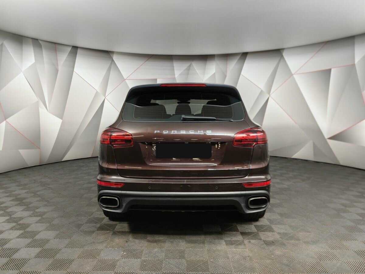 Porsche Cayenne с пробегом — 2015 год. Фото: #7