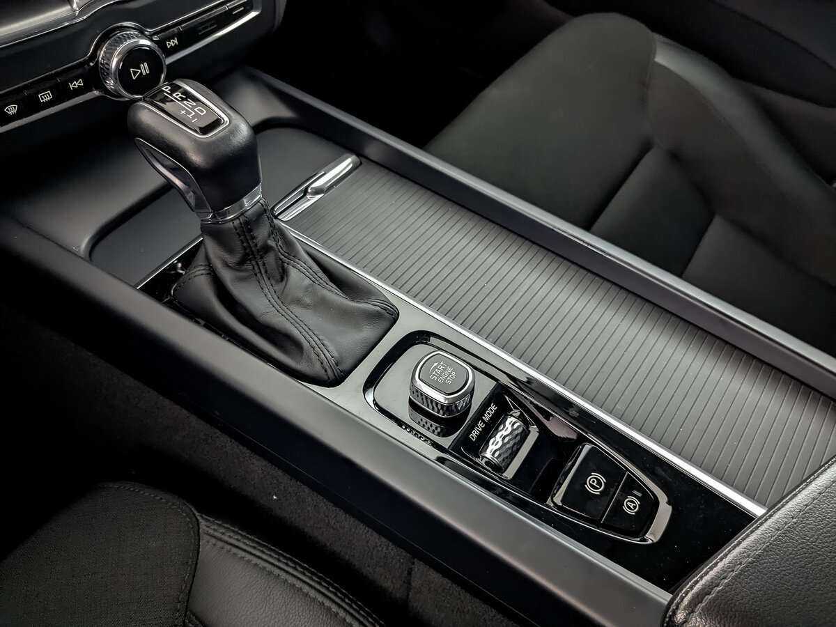 Volvo XC60 с пробегом — 2019 год. Фото: #16