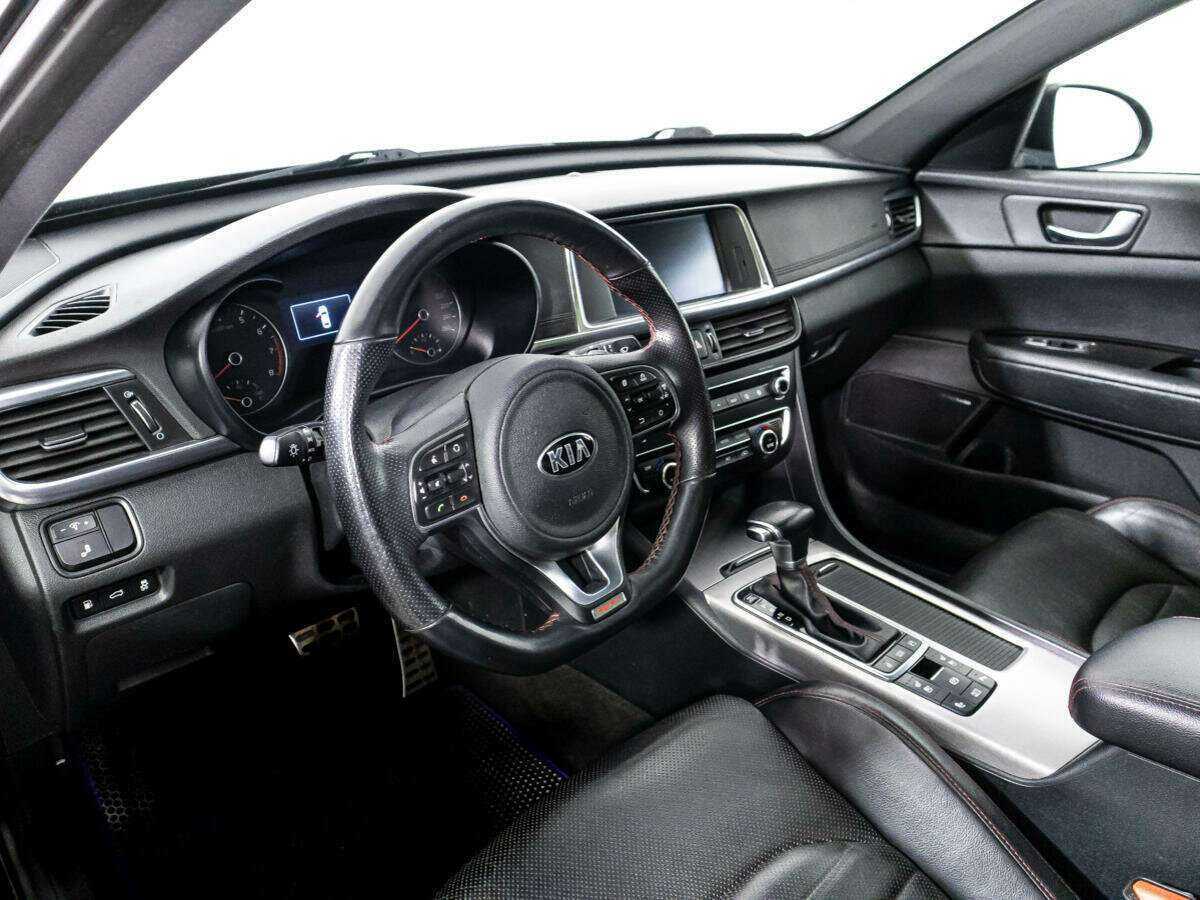 Kia Optima с пробегом — 2017 год. Фото: #10