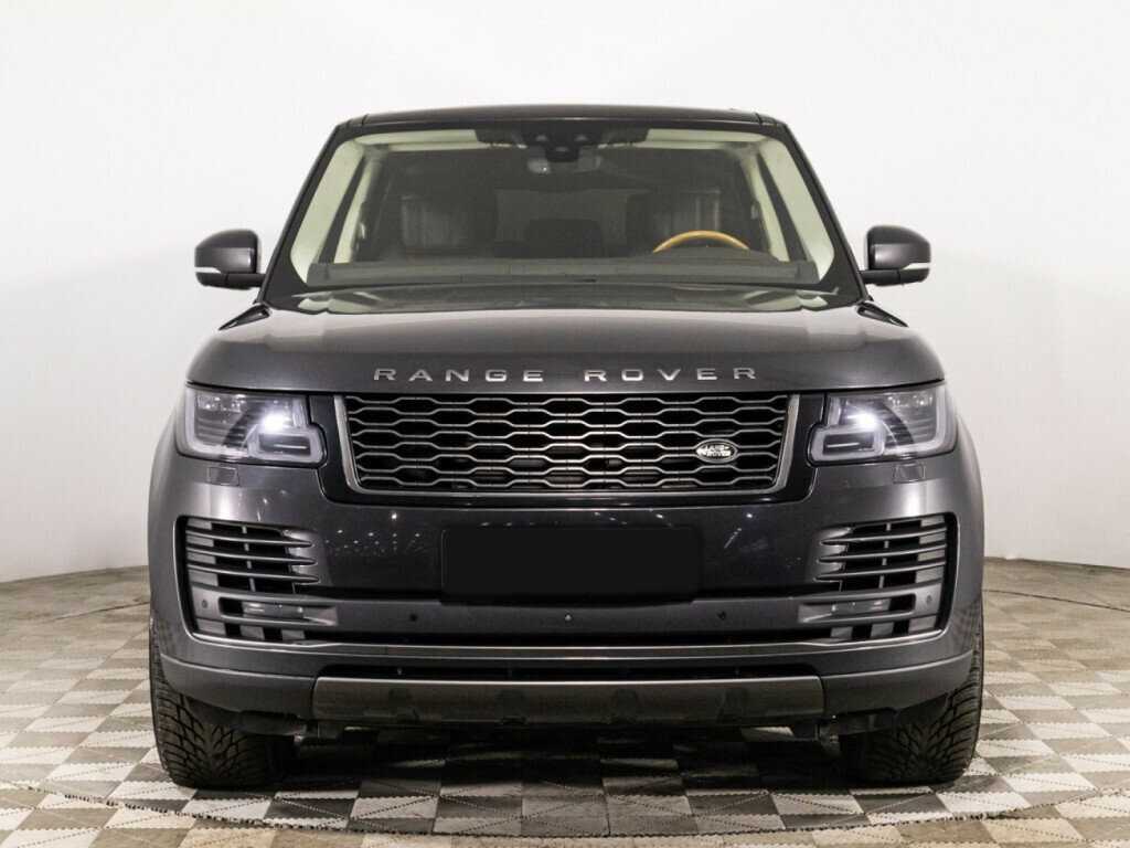 Land Rover Range Rover с пробегом — 2018 год. Фото: #1