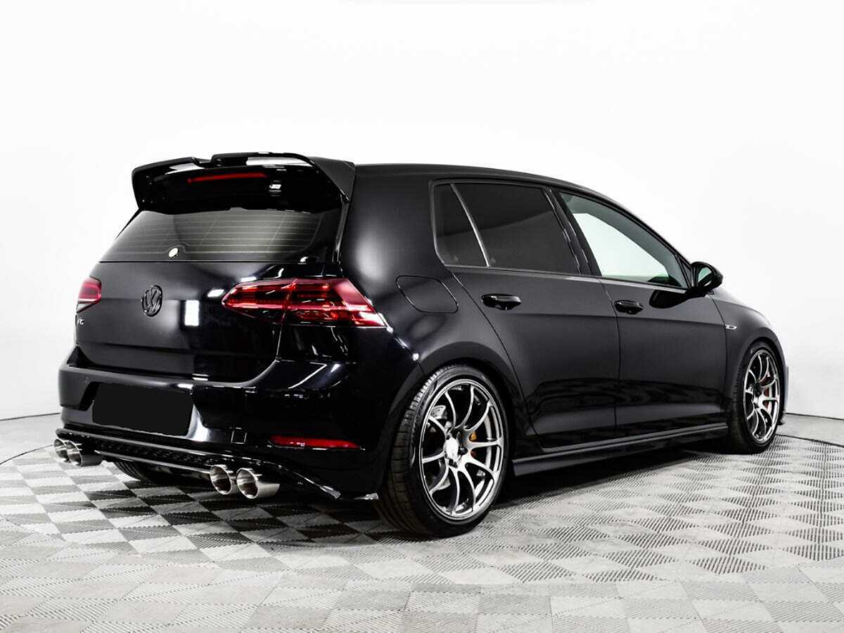 Volkswagen Golf R с пробегом — 2014 год. Фото: #4