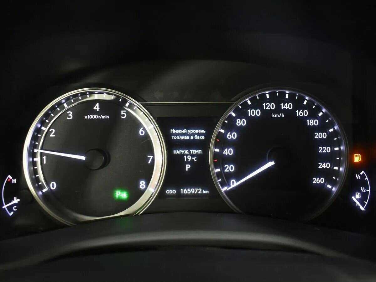 Lexus GS с пробегом — 2012 год. Фото: #18