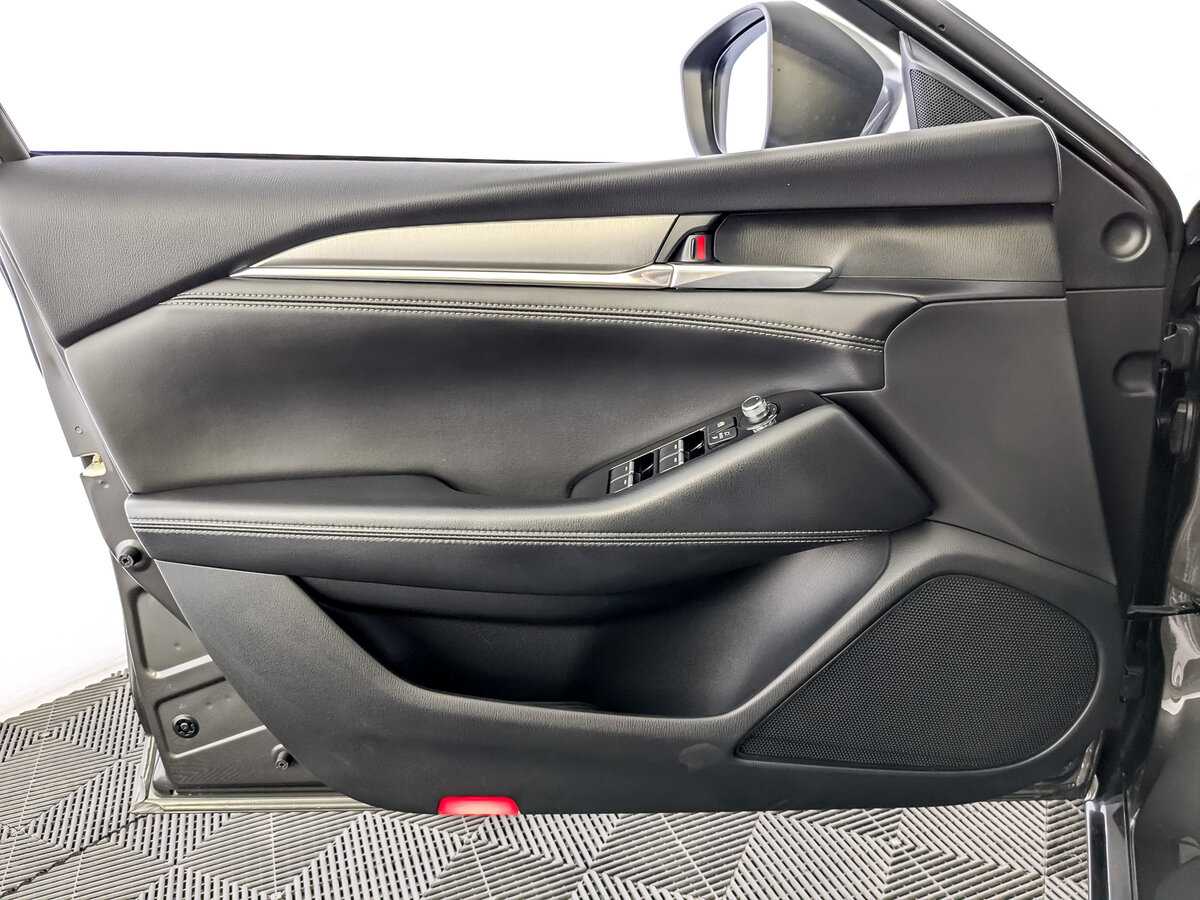 Mazda 6 с пробегом — 2022 год. Фото: #12