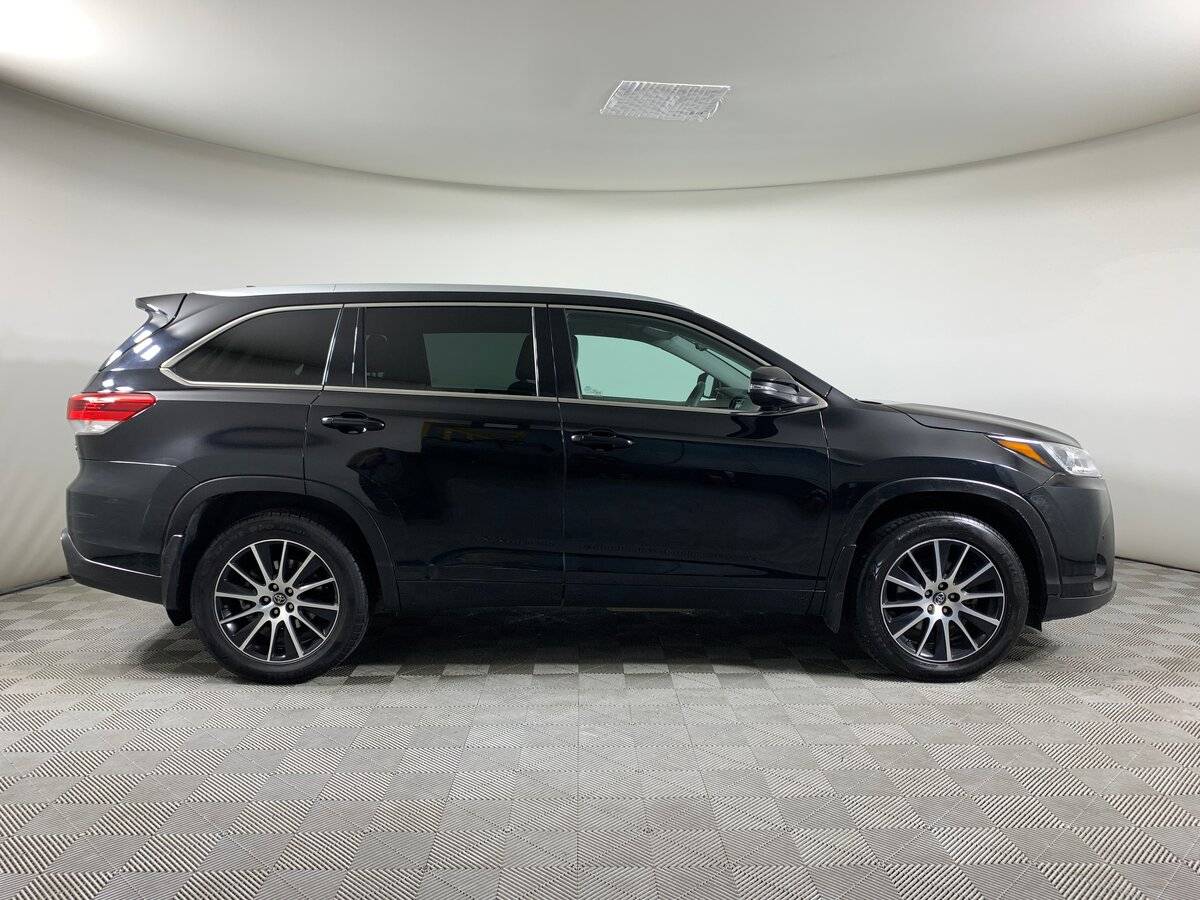 Toyota Highlander с пробегом — 2019 год. Фото: #3