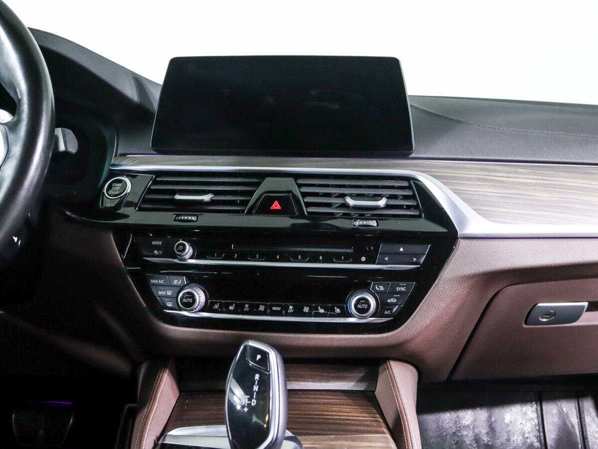 BMW 5 серии с пробегом — 2019 год. Фото: #12