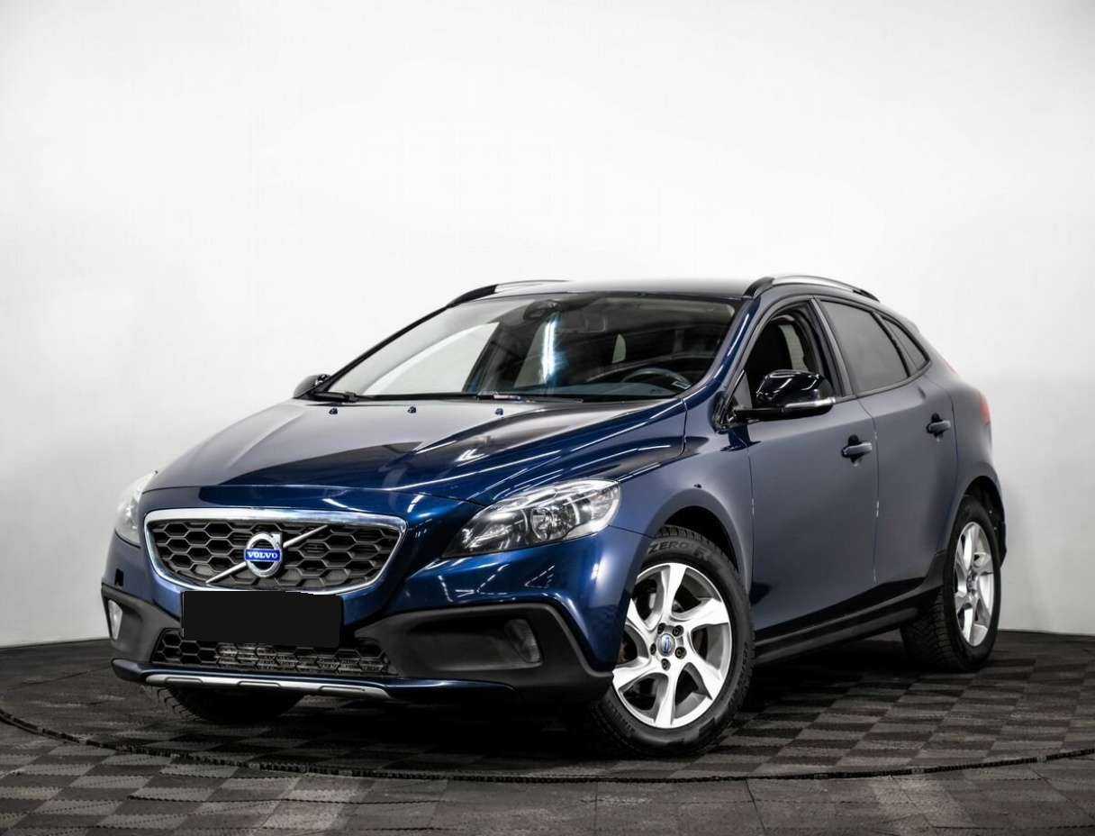 Volvo V40 Cross Country с пробегом — 2014 год. Фото: #0