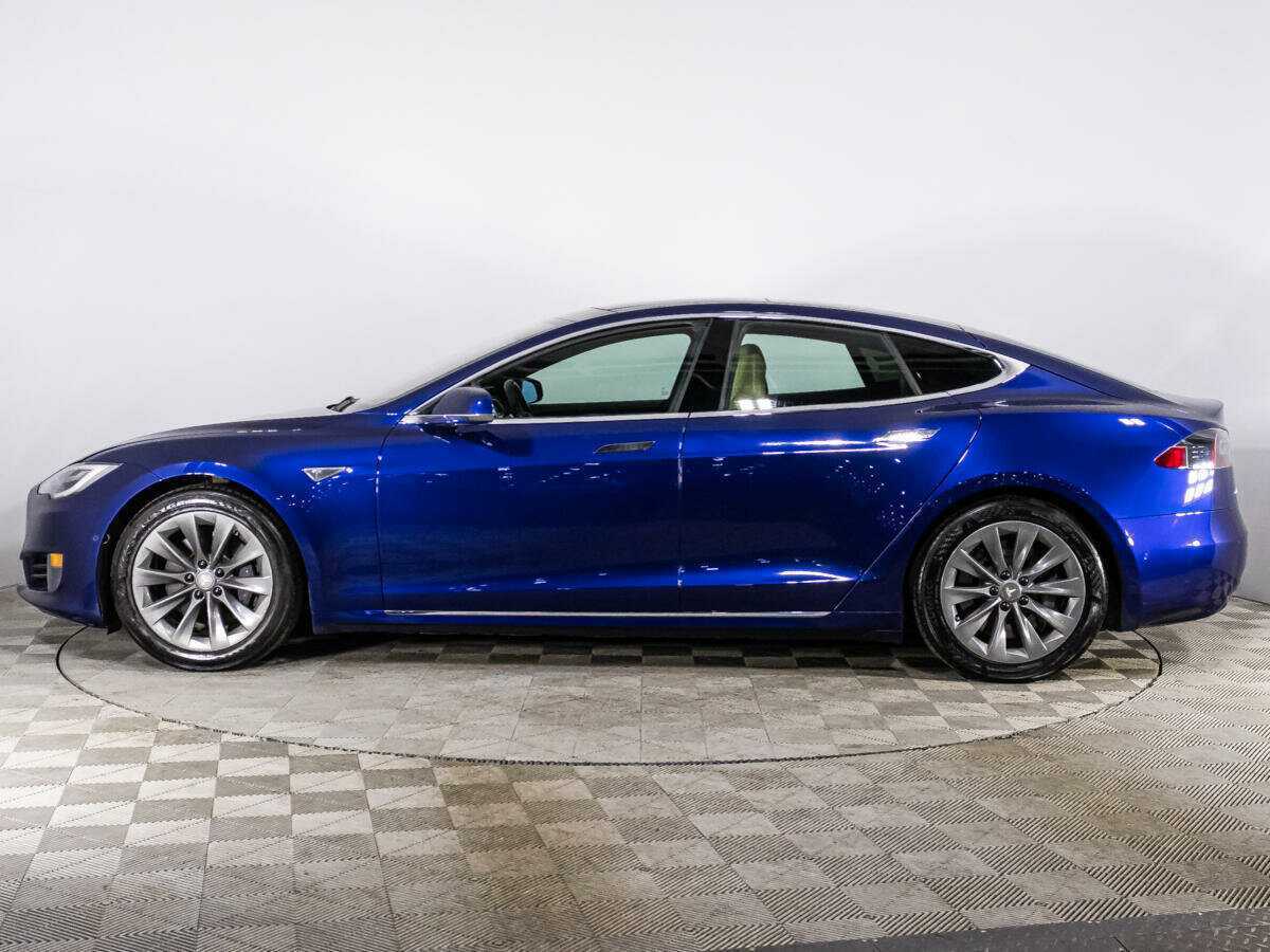 Tesla Model S с пробегом — 2016 год. Фото: #7
