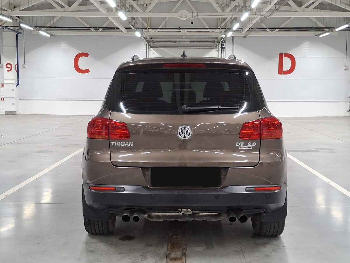 Volkswagen Tiguan с пробегом — 2015 год. Фото: #5