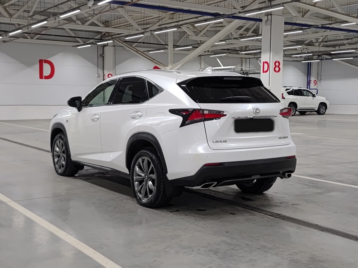 Lexus NX с пробегом — 2014 год. Фото: #6