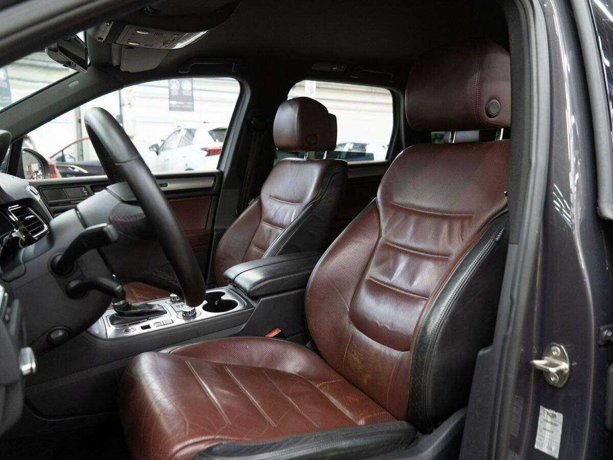 Volkswagen Touareg с пробегом — 2010 год. Фото: #5