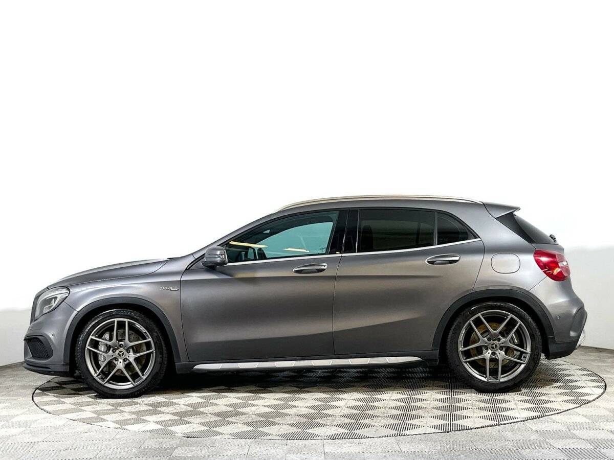 Mercedes-Benz GLA AMG с пробегом — 2014 год. Фото: #6