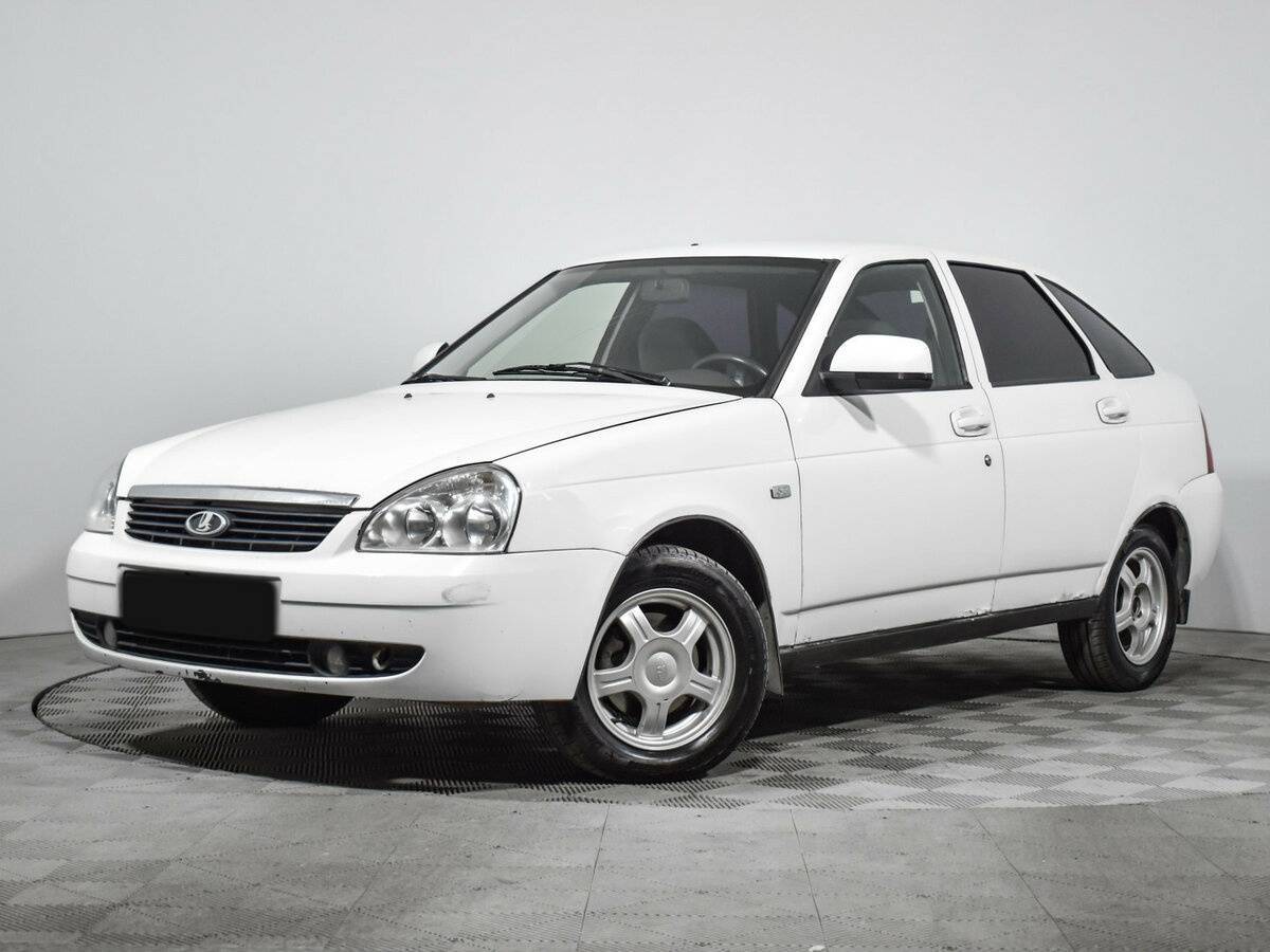 Lada (ВАЗ) Priora с пробегом — 2011 год. Посмотреть фото