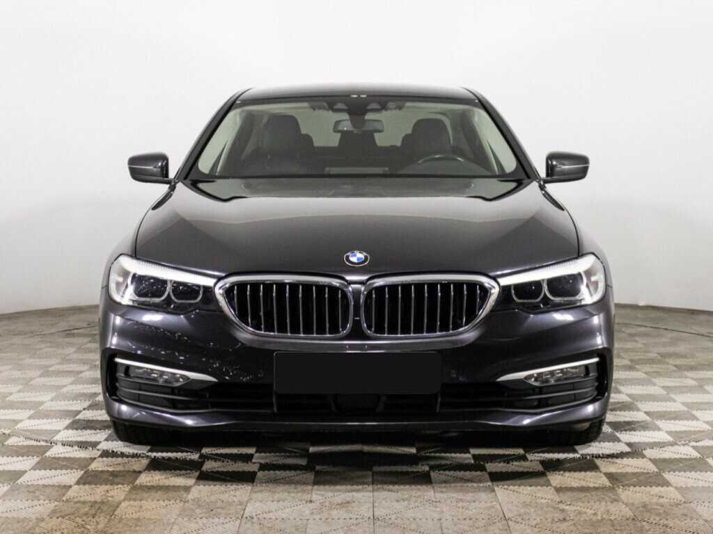 BMW 5 серии с пробегом — 2018 год. Фото: #1