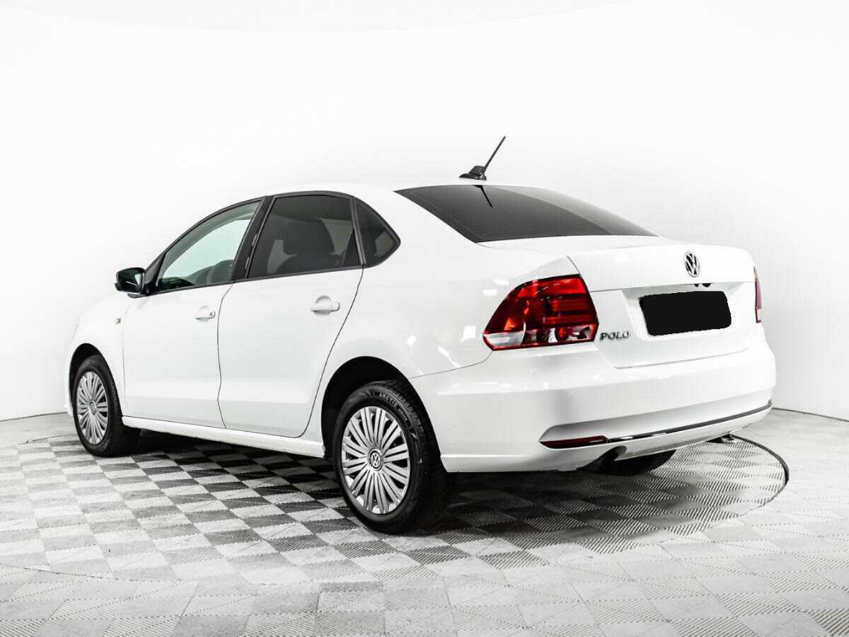 Volkswagen Polo с пробегом — 2019 год. Фото: #5