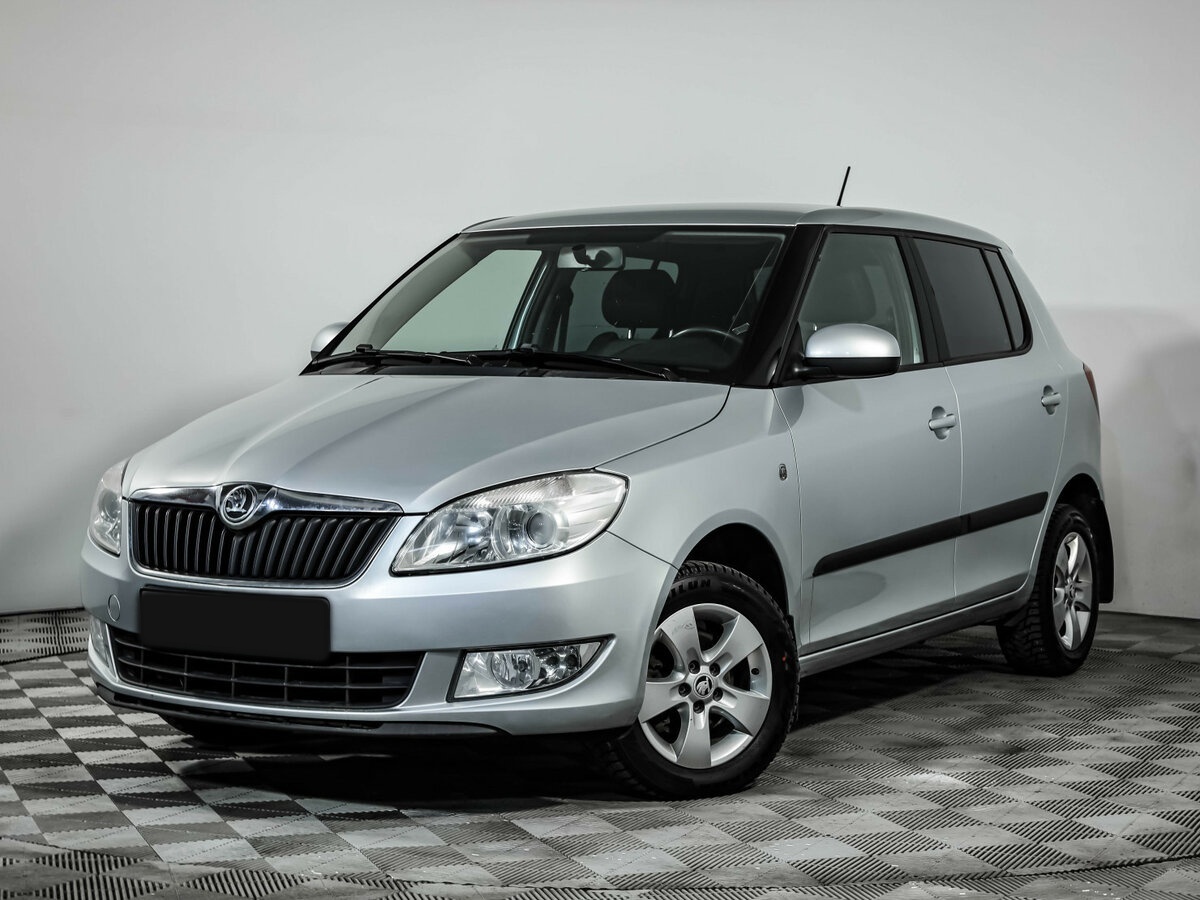 Skoda Fabia с пробегом — 2014 год. Посмотреть фото