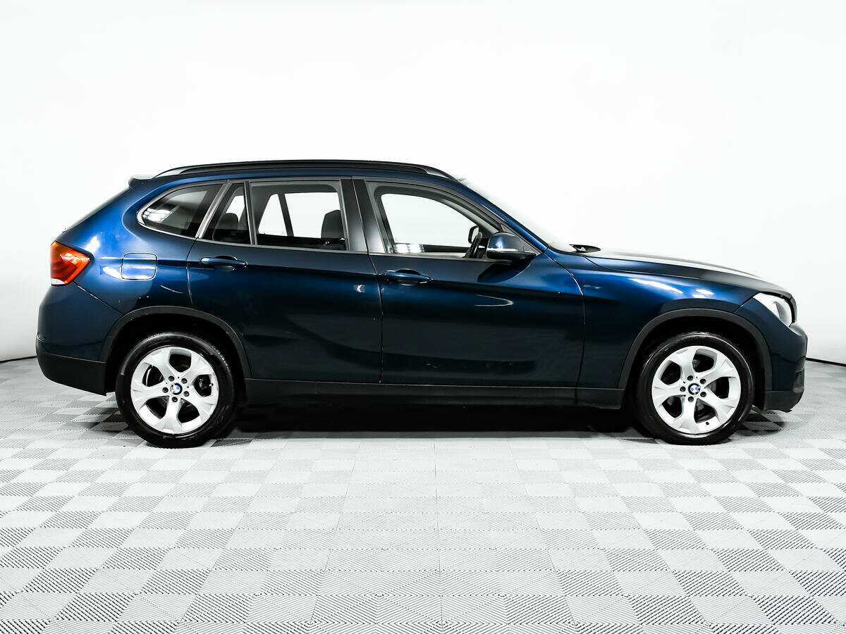 BMW X1 с пробегом — 2013 год. Фото: #3