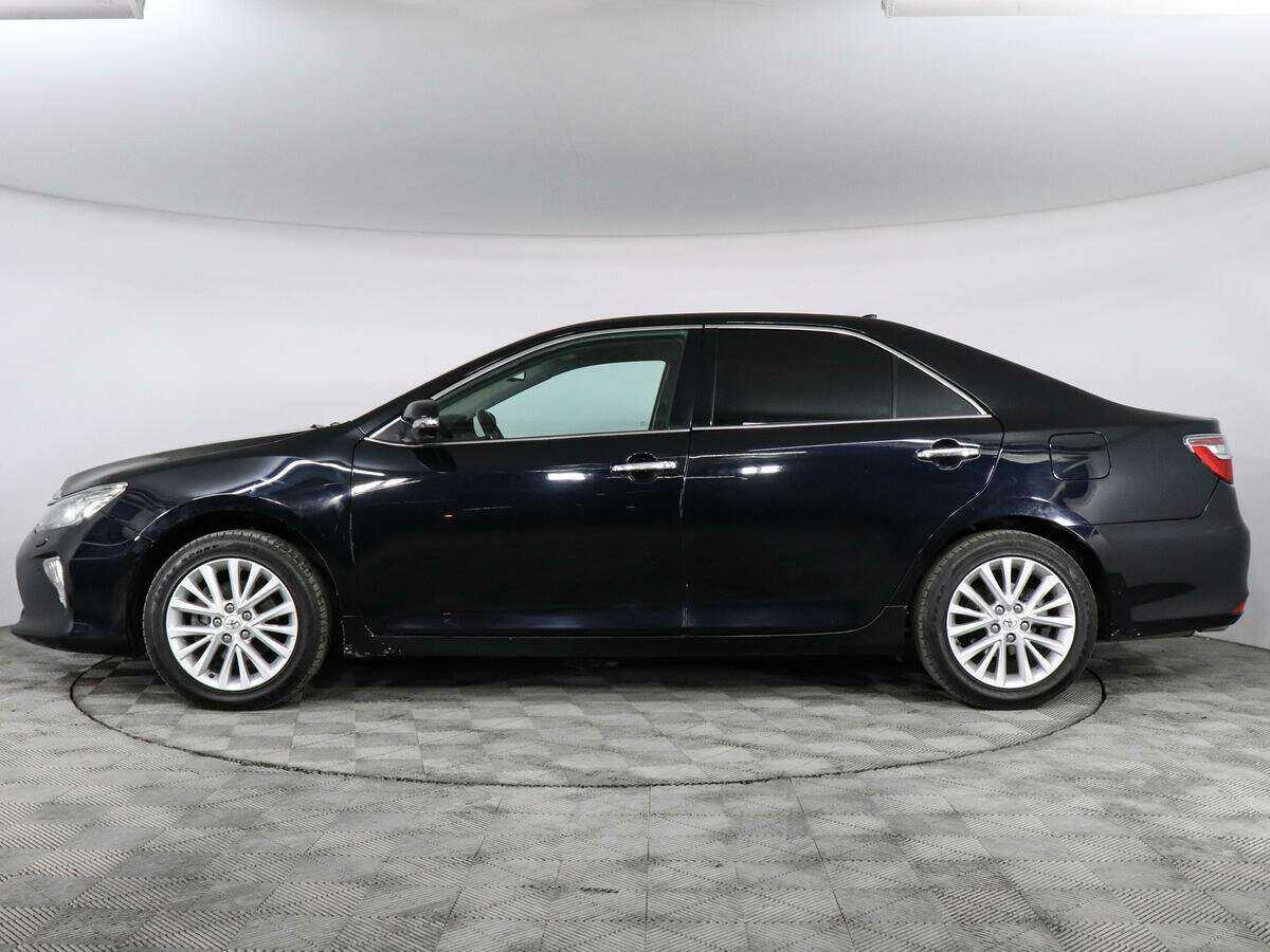 Toyota Camry с пробегом — 2015 год. Фото: #7