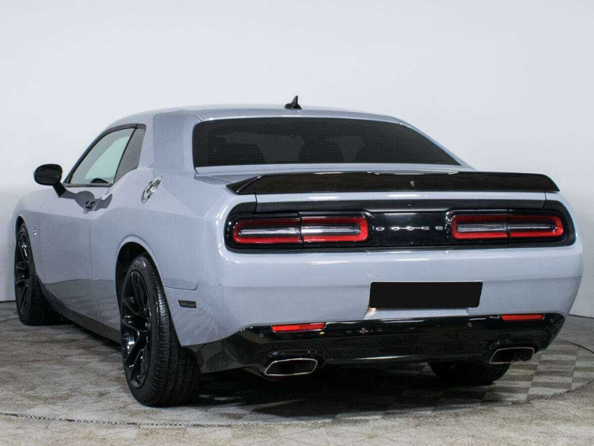 Dodge Challenger с пробегом — 2021 год. Фото: #6