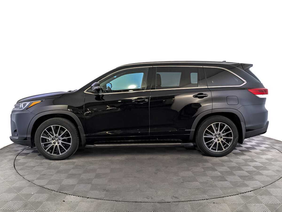 Toyota Highlander с пробегом — 2017 год. Фото: #7