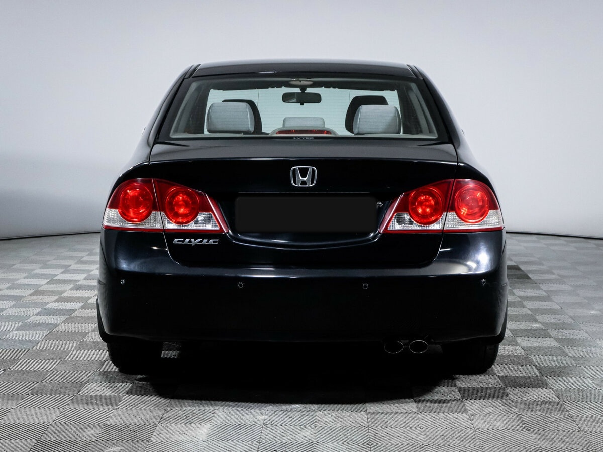 Honda Civic с пробегом — 2007 год. Фото: #5