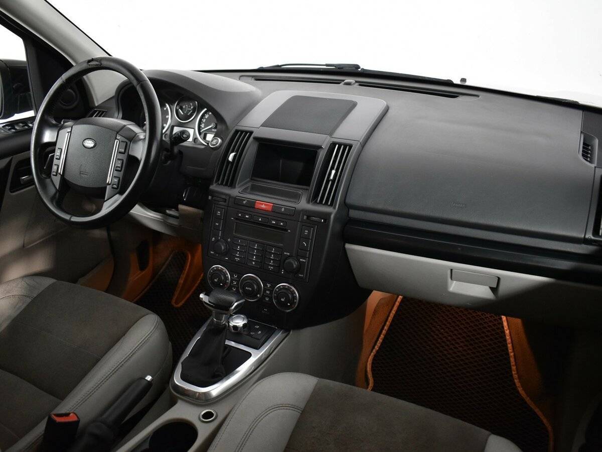 Land Rover Freelander с пробегом — 2011 год. Фото: #9