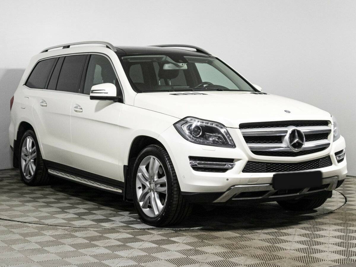 Mercedes-Benz GL-Класс с пробегом — 2014 год. Фото: #2
