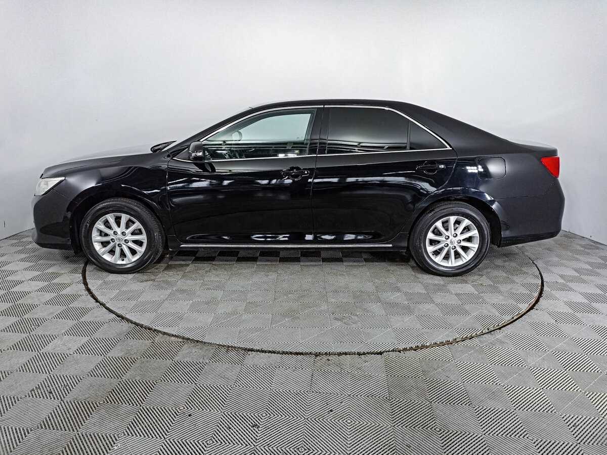 Toyota Camry с пробегом — 2012 год. Фото: #7