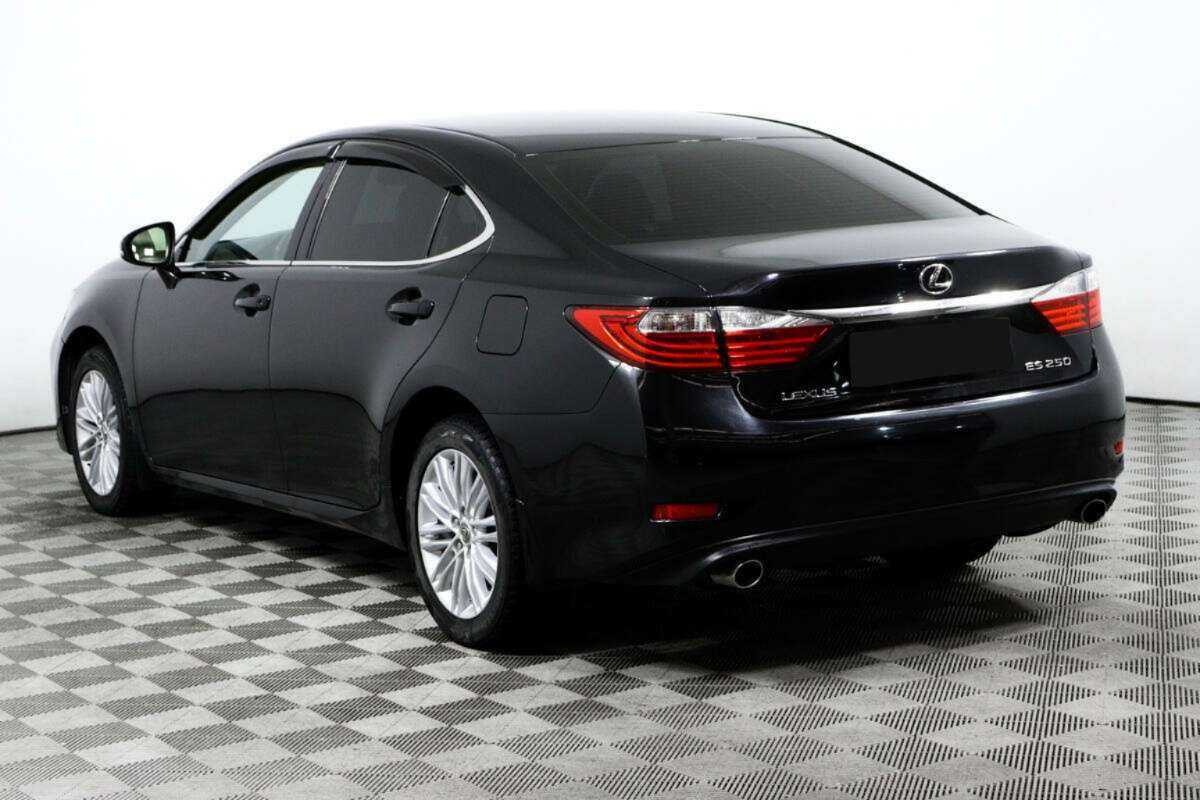 Lexus ES с пробегом — 2013 год. Фото: #6