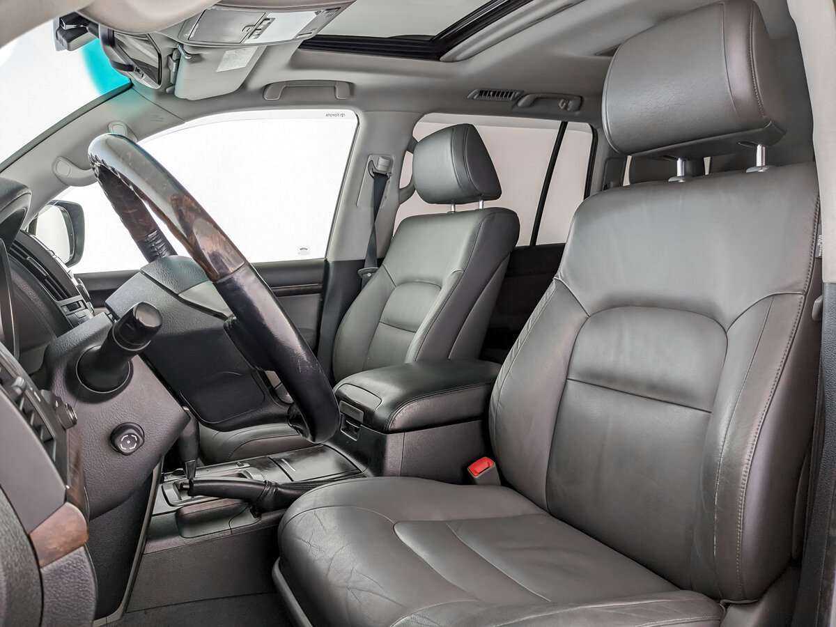 Toyota Land Cruiser с пробегом — 2008 год. Фото: #11