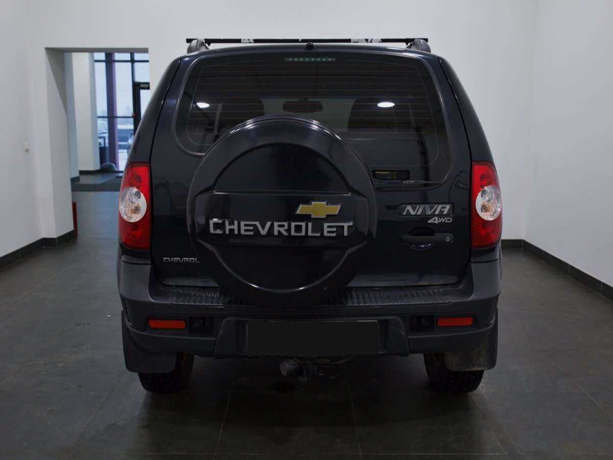 Chevrolet Niva с пробегом — 2017 год. Фото: #3