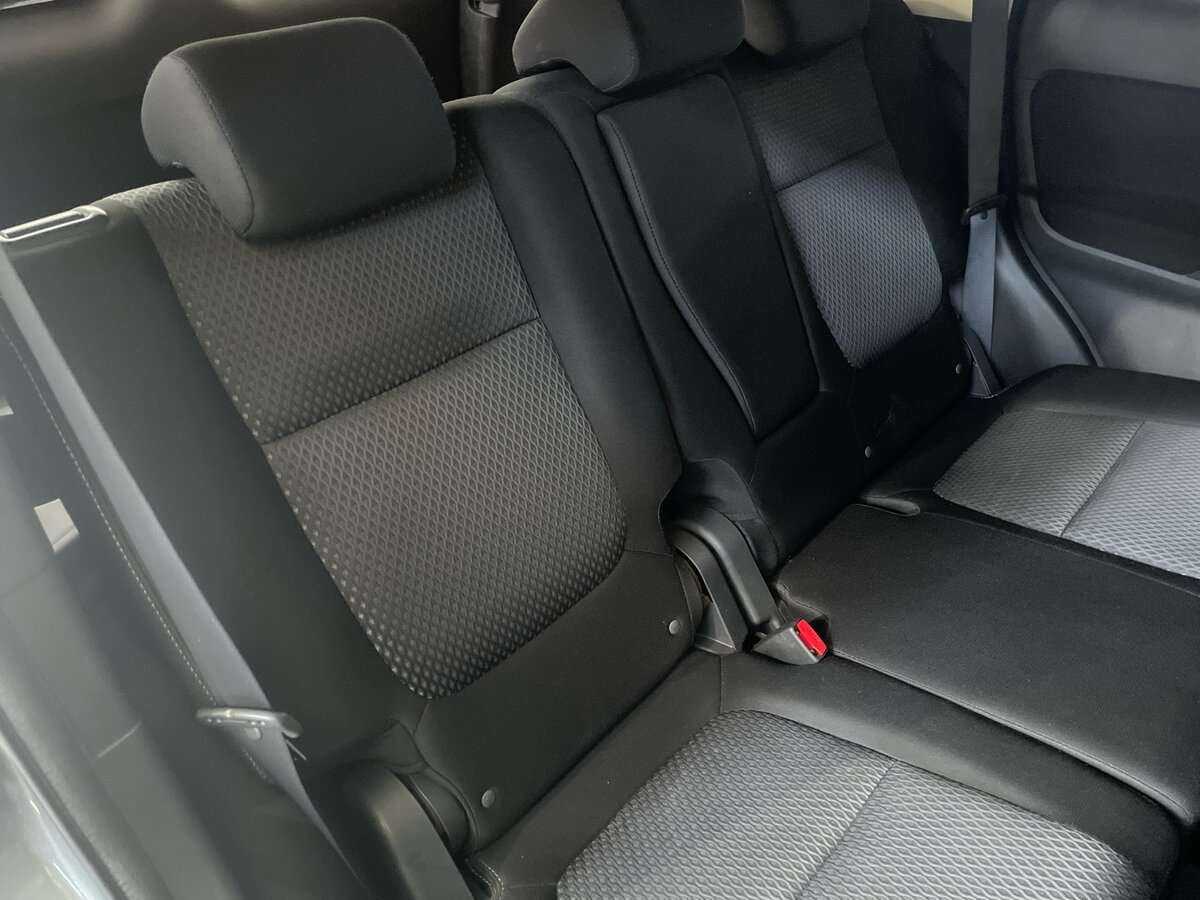Mitsubishi Outlander с пробегом — 2018 год. Фото: #17