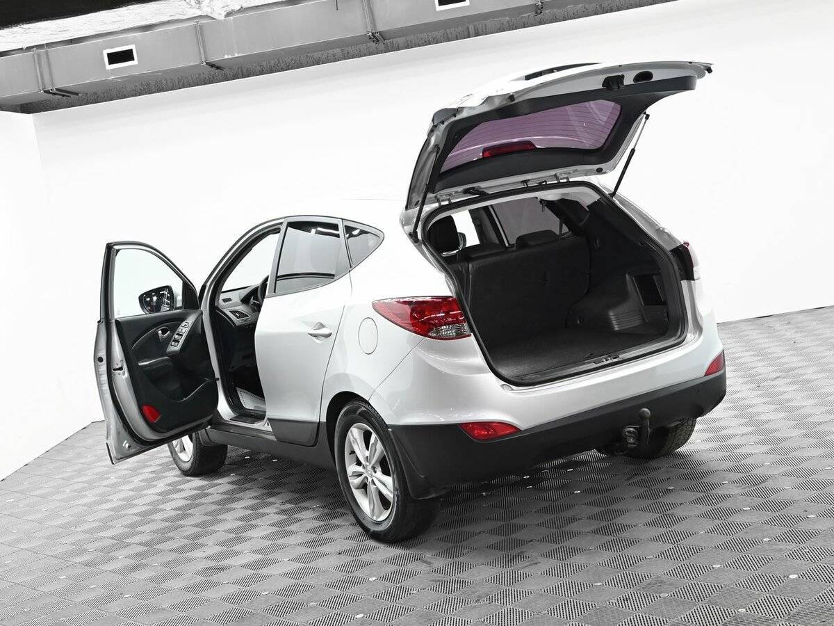 Hyundai ix35 с пробегом — 2012 год. Фото: #4
