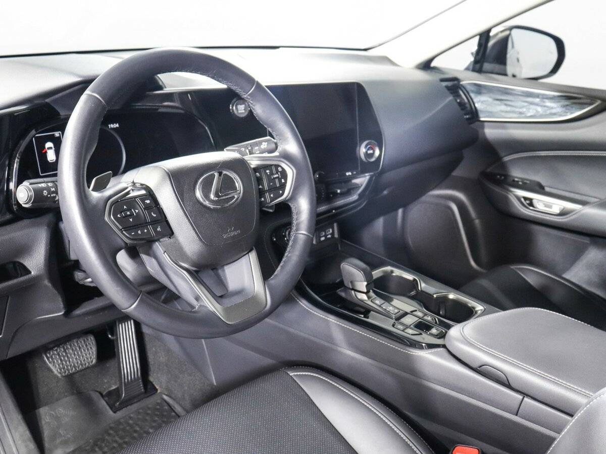 Lexus NX с пробегом — 2021 год. Фото: #13