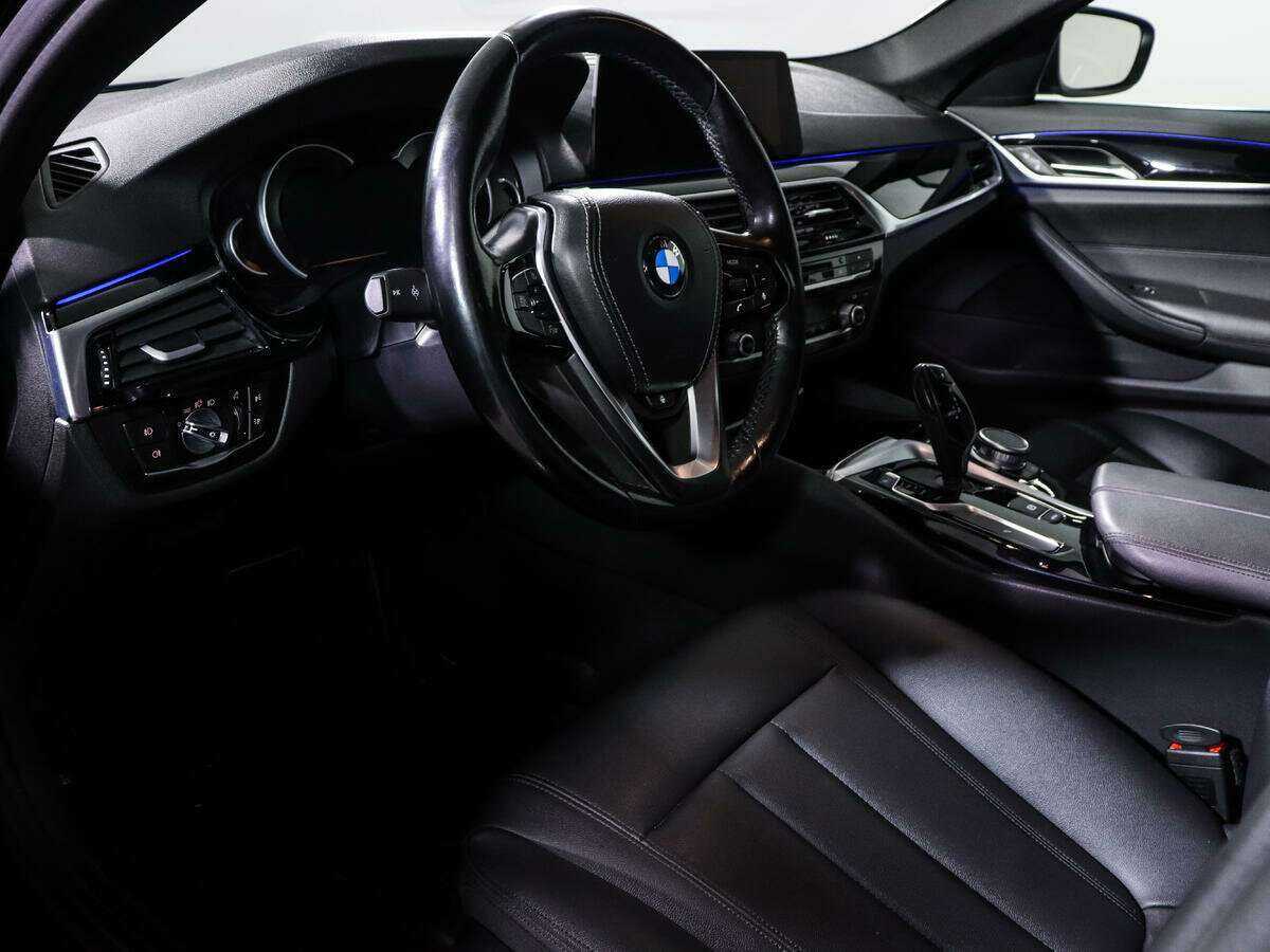 BMW 5 серии с пробегом — 2017 год. Фото: #13
