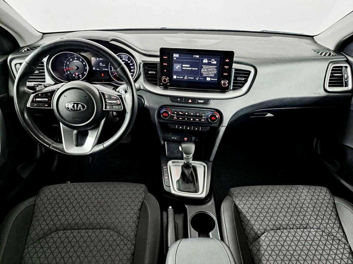 Kia Ceed с пробегом — 2020 год. Фото: #11