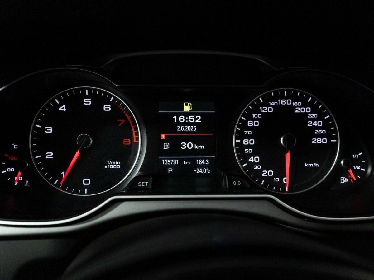 Audi A4 с пробегом — 2014 год. Фото: #11