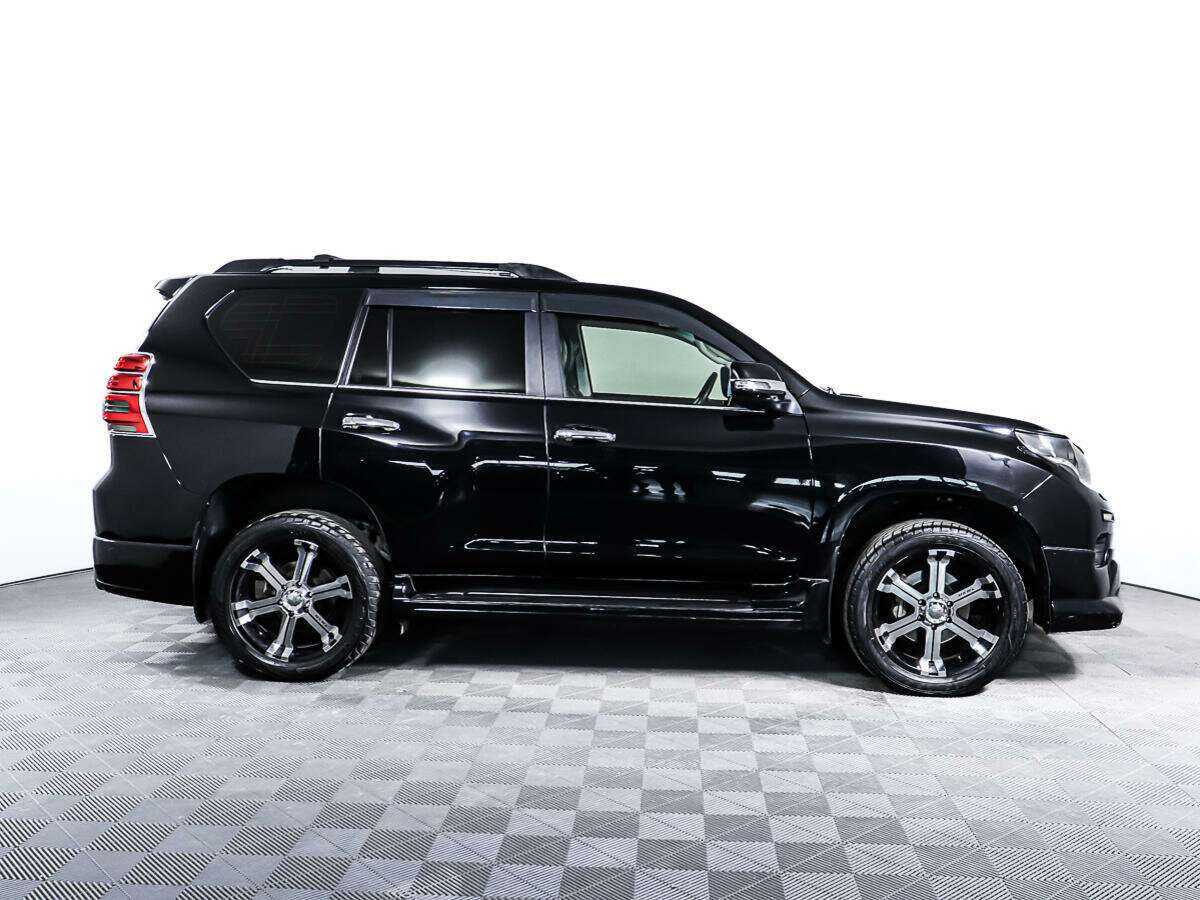 Toyota Land Cruiser Prado с пробегом — 2011 год. Фото: #3