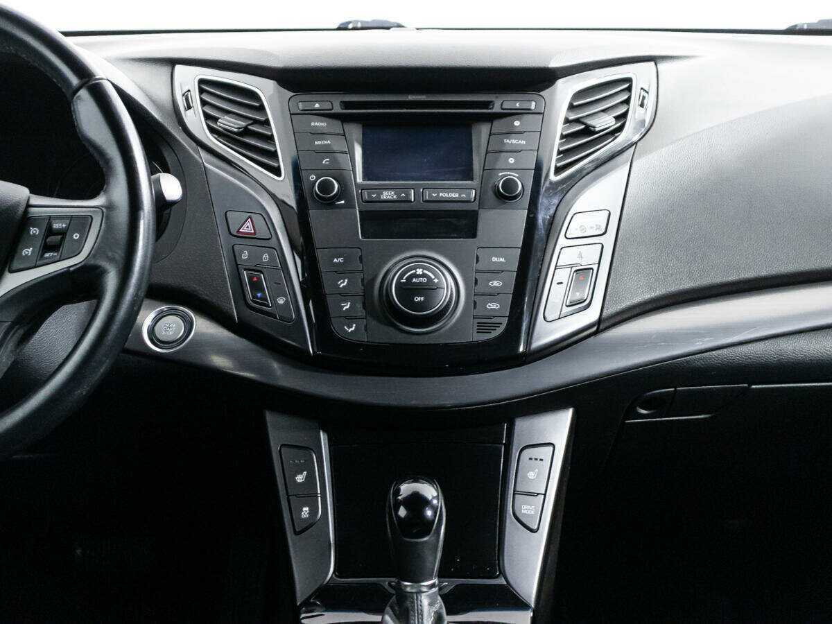 Hyundai i40 с пробегом — 2015 год. Фото: #13