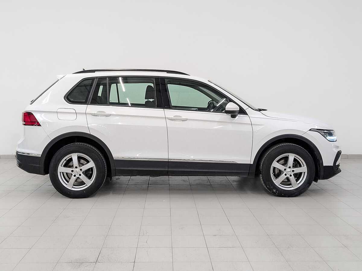 Volkswagen Tiguan с пробегом — 2021 год. Фото: #3
