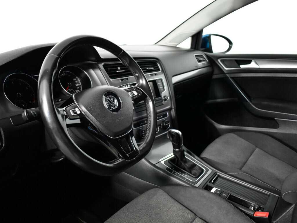 Volkswagen Golf с пробегом — 2014 год. Фото: #8