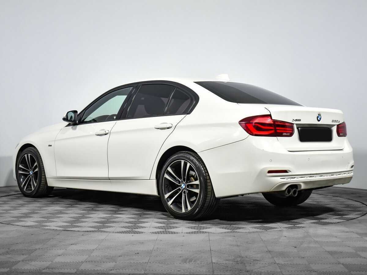 BMW 3 серии с пробегом — 2017 год. Фото: #6