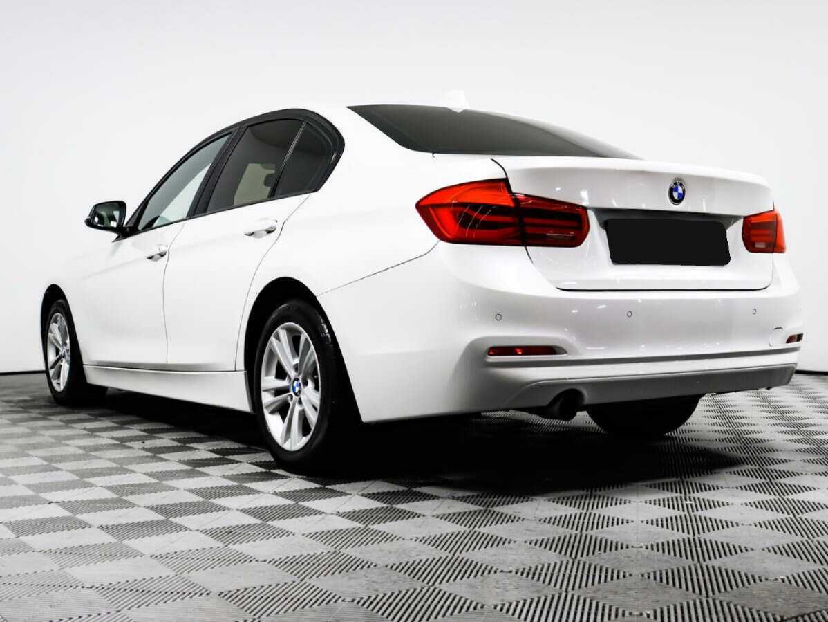 BMW 3 серии с пробегом — 2018 год. Фото: #5