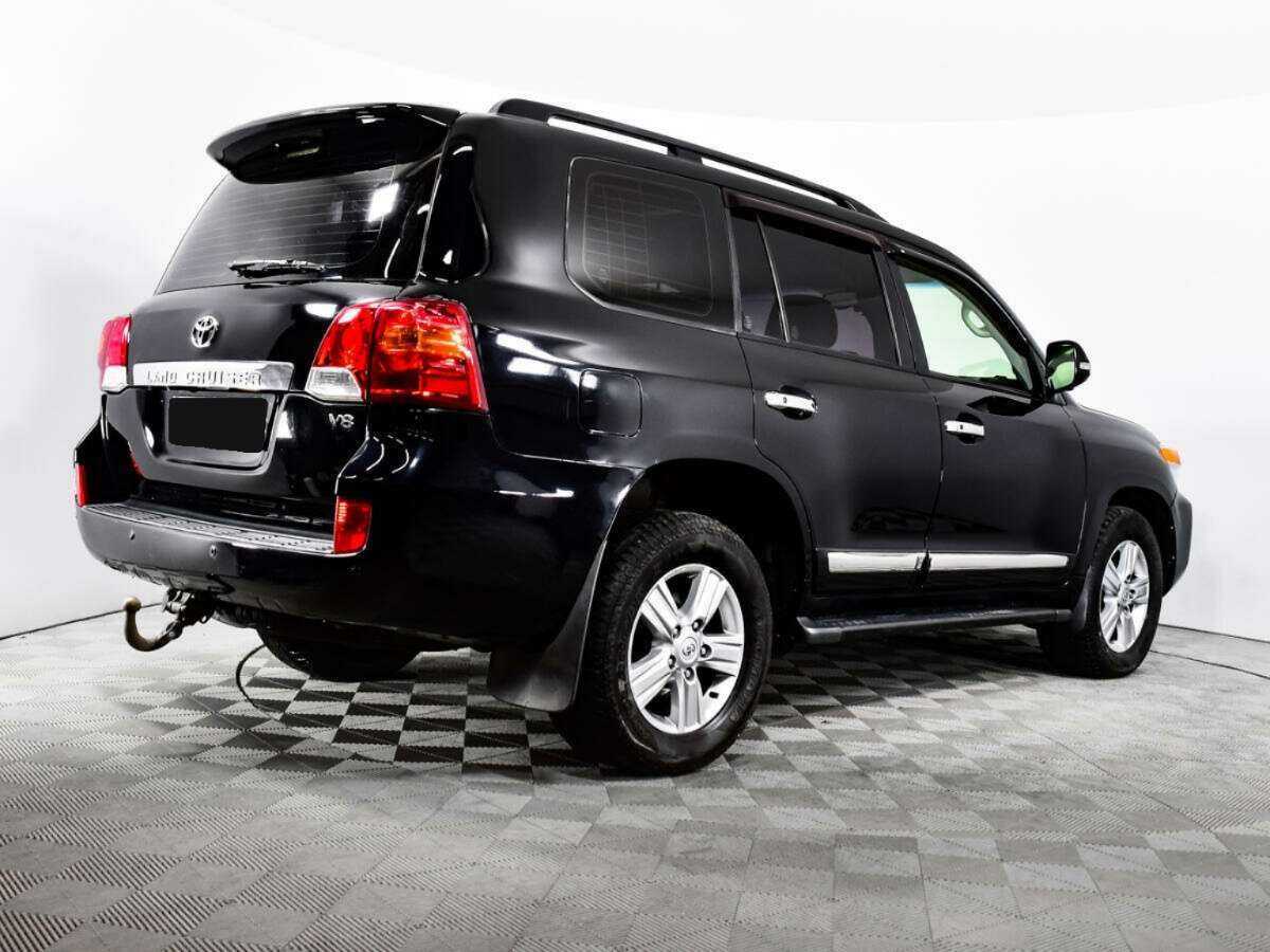 Toyota Land Cruiser с пробегом — 2012 год. Фото: #4