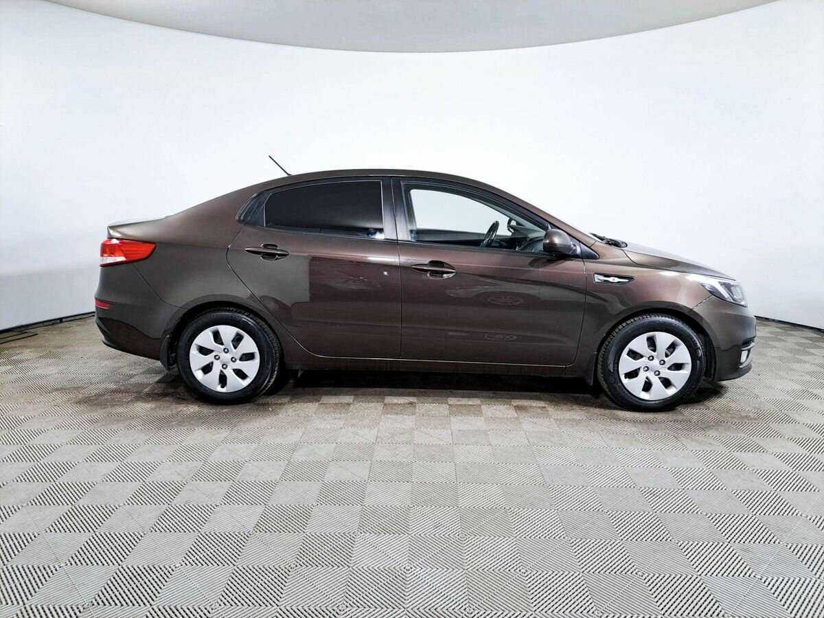 Kia Rio с пробегом — 2016 год. Фото: #3