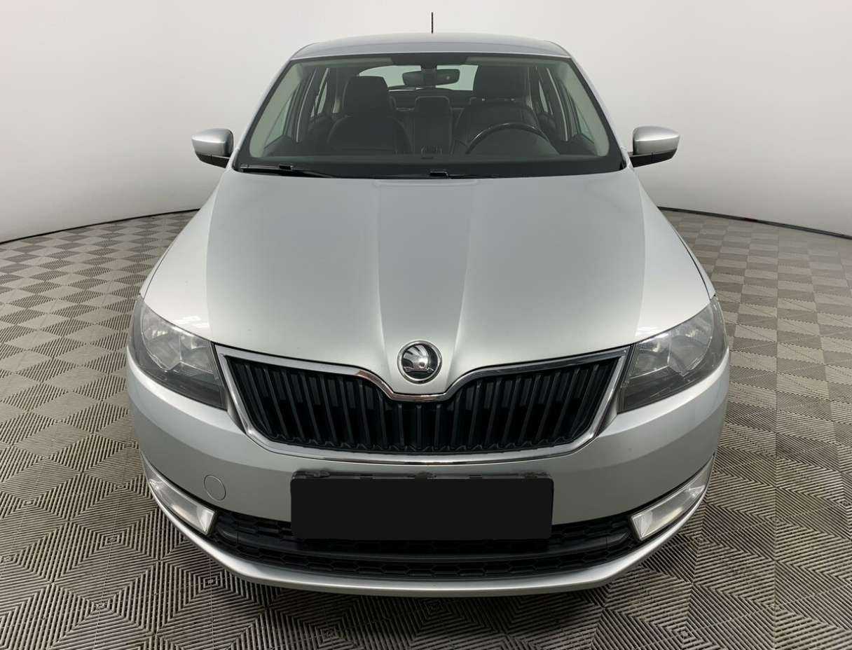 Skoda Rapid с пробегом — 2017 год. Фото: #1