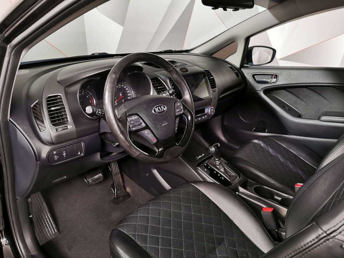 Kia Cerato с пробегом — 2017 год. Фото: #15