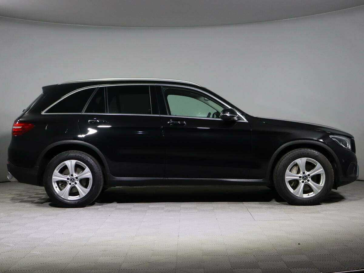Mercedes-Benz GLC с пробегом — 2019 год. Фото: #3