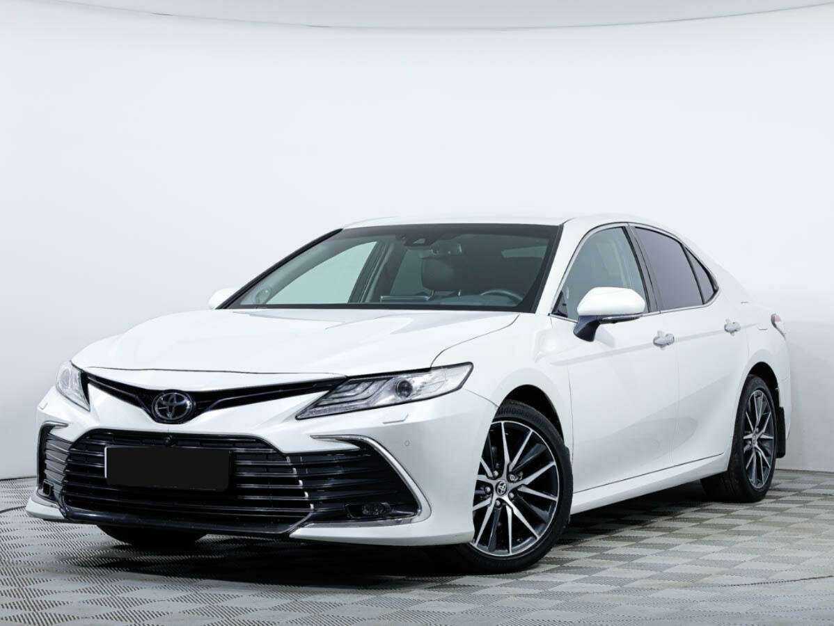 Toyota Camry с пробегом — 2021 год. Фото: #0